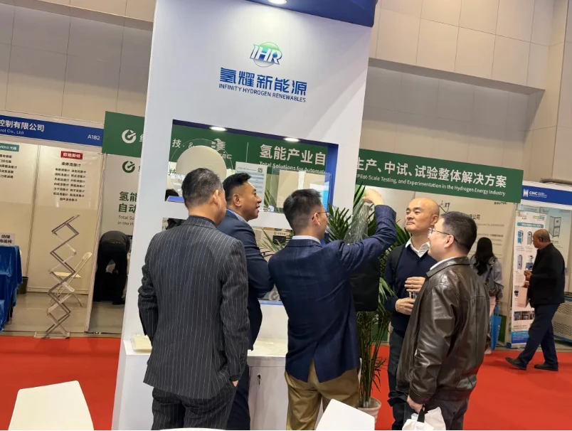 Energi Hidrogen Jiangsu Bersinar Di CHFE2025 Dengan Material PPS Berkinerja T...